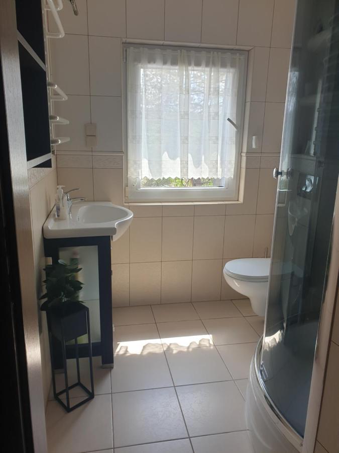Apartament Pod Sosnami 1 Noclegi Otw Borowno Wlk Скаршеви Екстер'єр фото